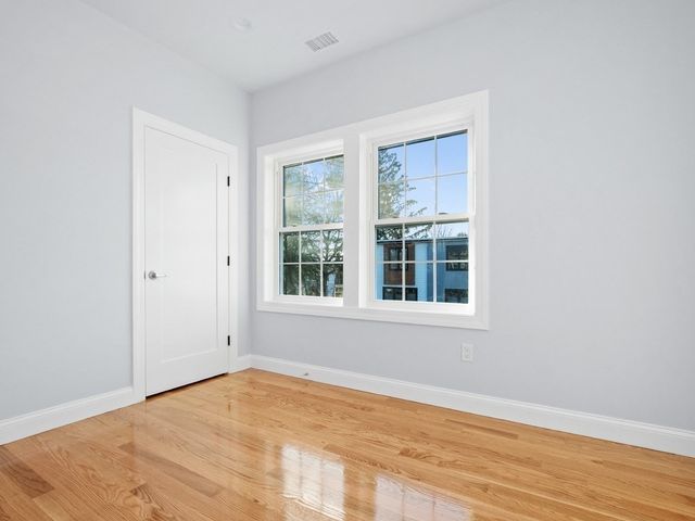 24 Tolman Street 1, Waltham, MA 02453