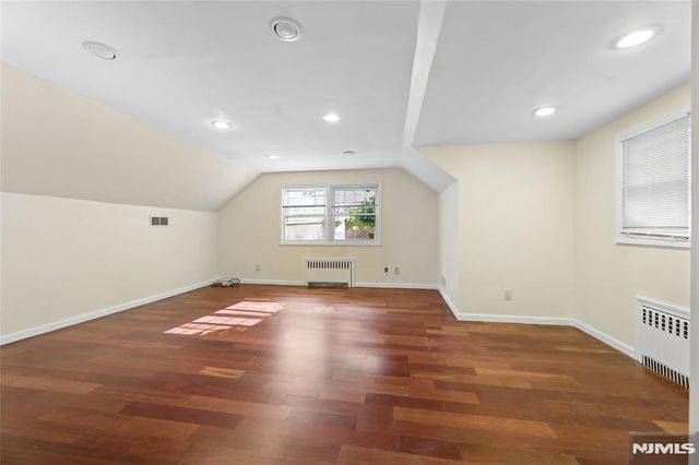 585 W Englewood Avenue, Teaneck, NJ 07666