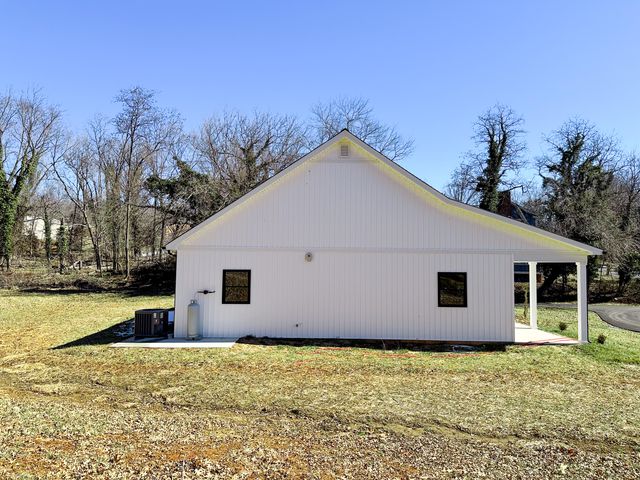 520 Raflo Place PL, Bedford, VA 24523