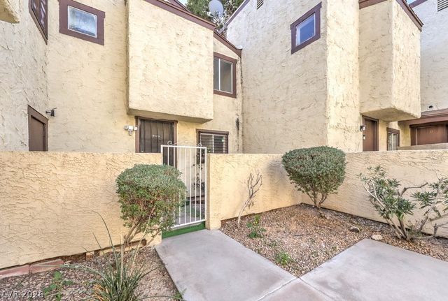 5047 Spencer Street B, Las Vegas, NV 89119