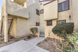 5047 Spencer Street B, Las Vegas, NV 89119