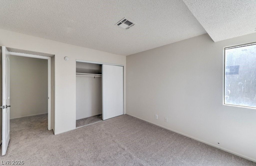 Image 13 of property listing at 5047 Spencer Street B, Las Vegas, NV 89119