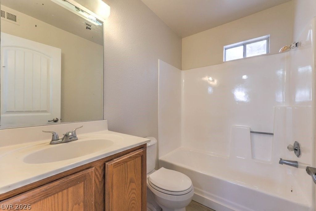 Image 16 of property listing at 5047 Spencer Street B, Las Vegas, NV 89119