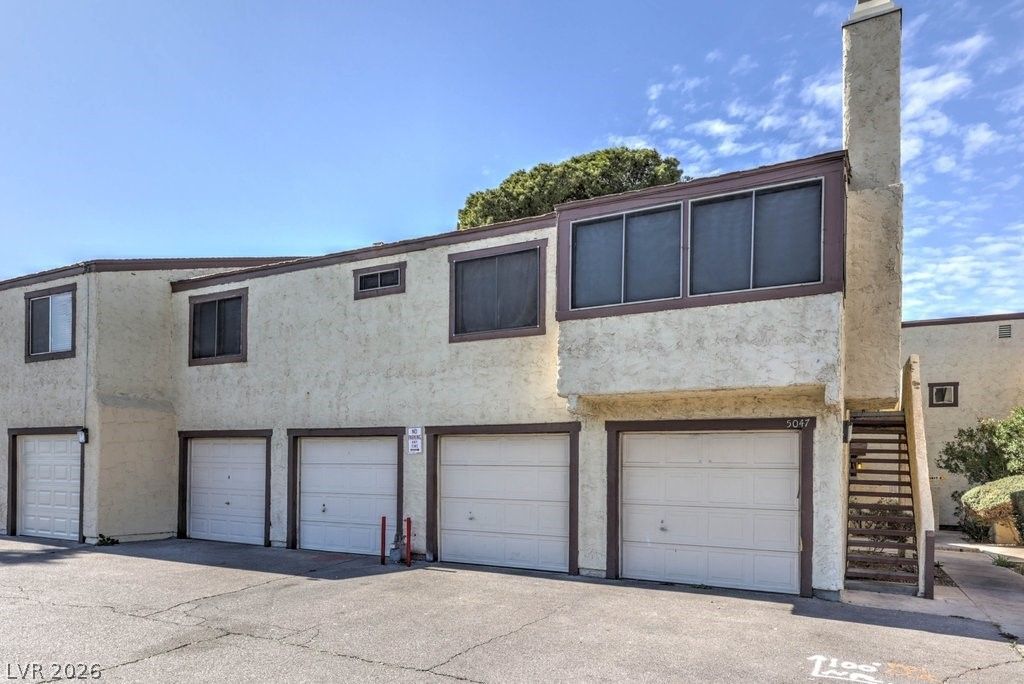 Image 18 of property listing at 5047 Spencer Street B, Las Vegas, NV 89119