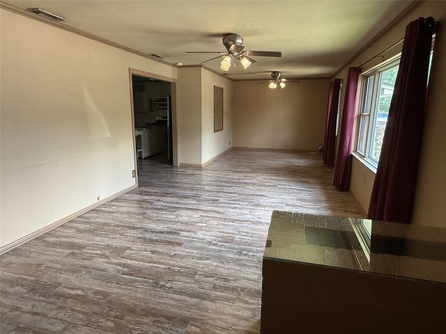 2015 E 5th Street, Tyler, TX 75701