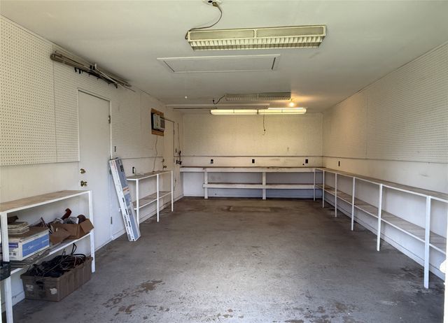 2015 E 5th Street, Tyler, TX 75701