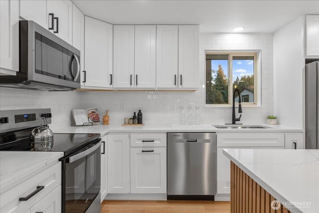 6651 E Grandview Avenue, Tacoma, WA 98404