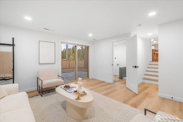 6651 E Grandview Avenue, Tacoma, WA 98404