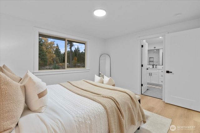 6651 E Grandview Avenue, Tacoma, WA 98404