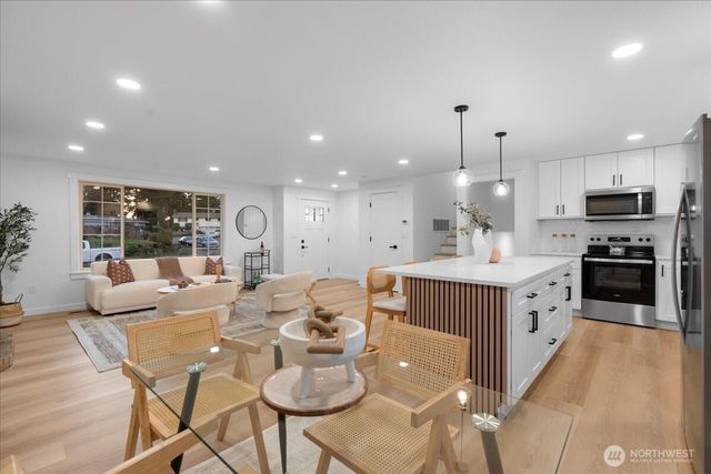 6651 E Grandview Avenue, Tacoma, WA 98404