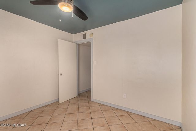 1628 E Grant Road, Tucson, AZ 85719
