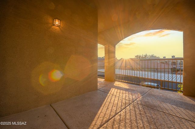 1500 E Pusch Wilderness Dr Unit 8204, Tucson, AZ 85737