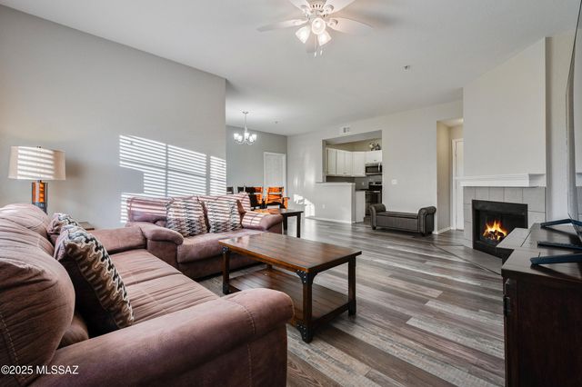 1500 E Pusch Wilderness Dr Unit 8204, Tucson, AZ 85737