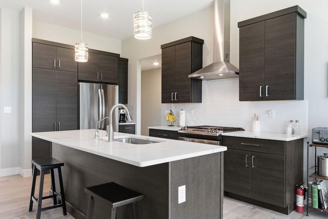 1009 SPYGLASS CT, Columbia, MO 65201