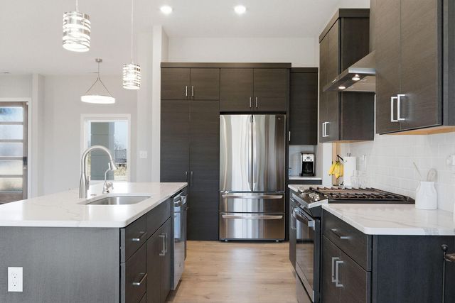 1009 SPYGLASS CT, Columbia, MO 65201