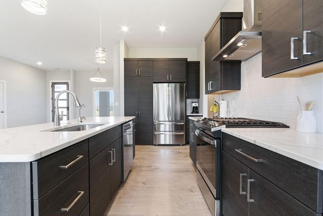 1009 SPYGLASS CT, Columbia, MO 65201