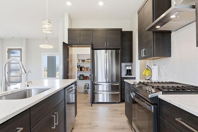 1009 SPYGLASS CT, Columbia, MO 65201