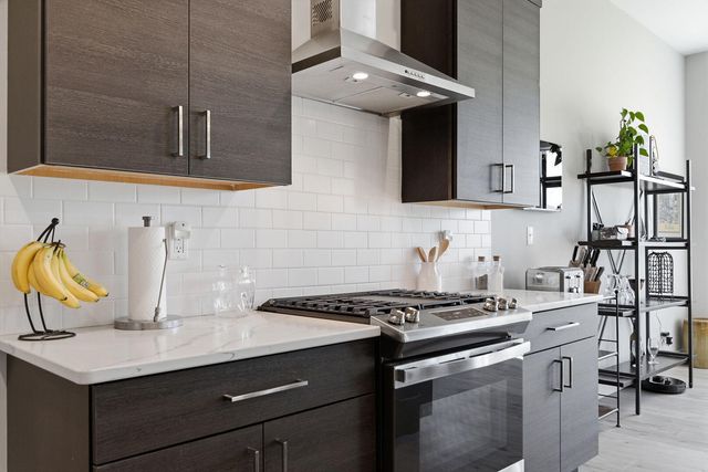 1009 SPYGLASS CT, Columbia, MO 65201