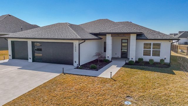 1009 SPYGLASS CT, Columbia, MO 65201