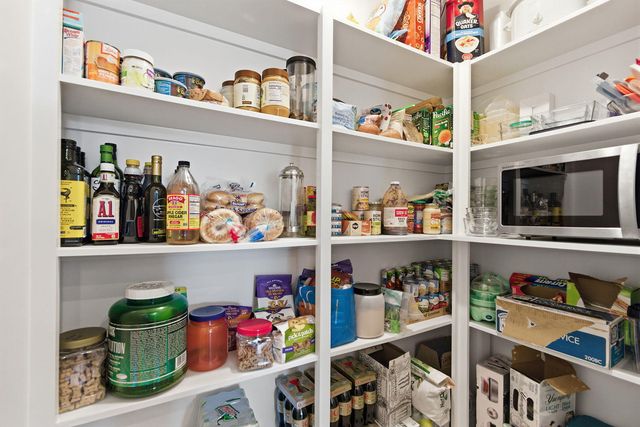 1009 SPYGLASS CT, Columbia, MO 65201