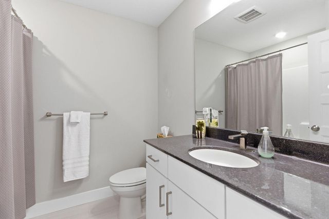 1009 SPYGLASS CT, Columbia, MO 65201