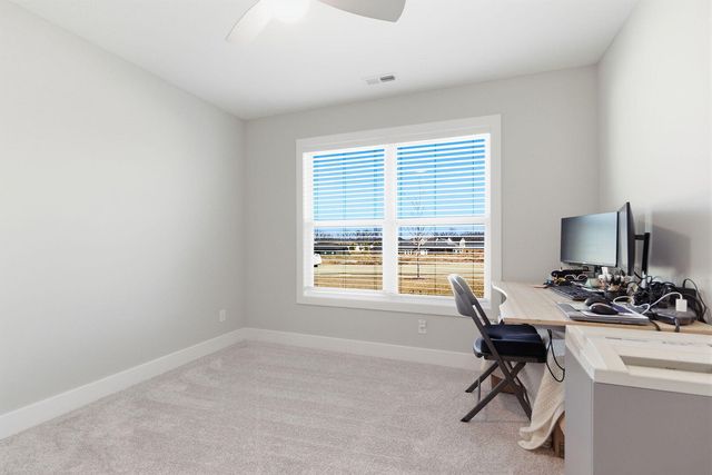 1009 SPYGLASS CT, Columbia, MO 65201