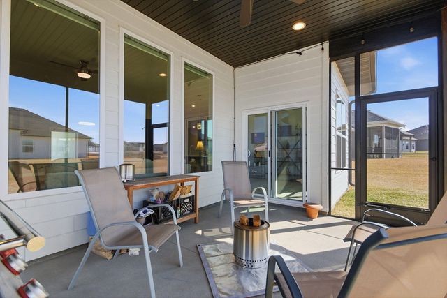 1009 SPYGLASS CT, Columbia, MO 65201