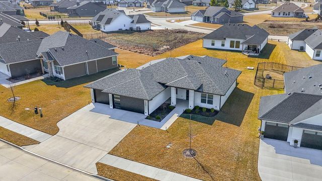 1009 SPYGLASS CT, Columbia, MO 65201