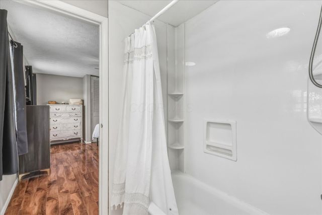 6456 Goldfinch Drive, Westerville, OH 43081