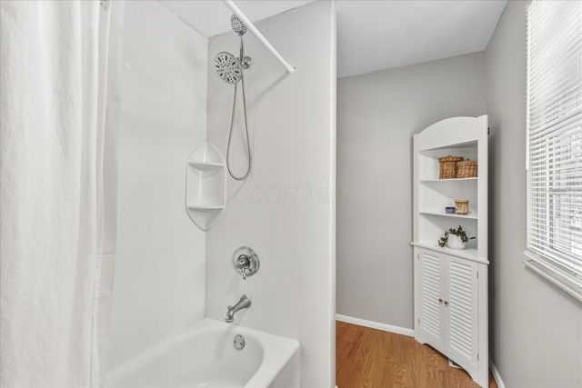 6456 Goldfinch Drive, Westerville, OH 43081