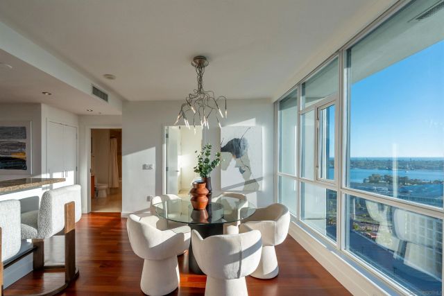 325 7Th 2304, San Diego, CA 92101