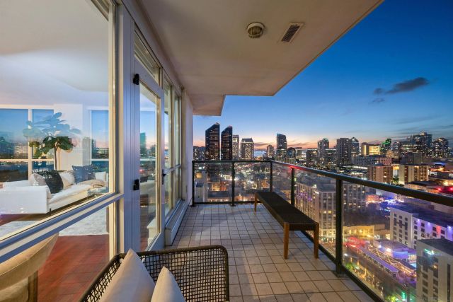 325 7Th 2304, San Diego, CA 92101