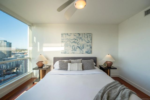 325 7Th 2304, San Diego, CA 92101