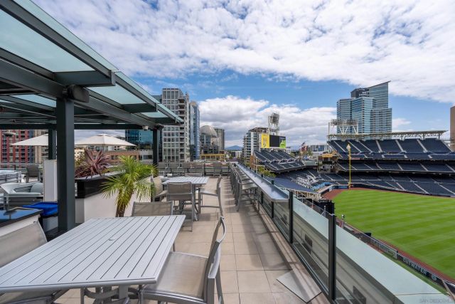 325 7Th 2304, San Diego, CA 92101