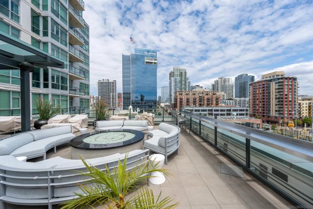 325 7Th 2304, San Diego, CA 92101