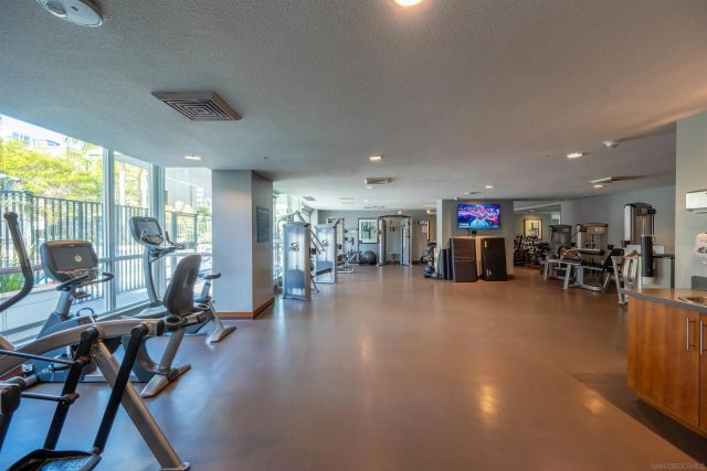 325 7Th 2304, San Diego, CA 92101