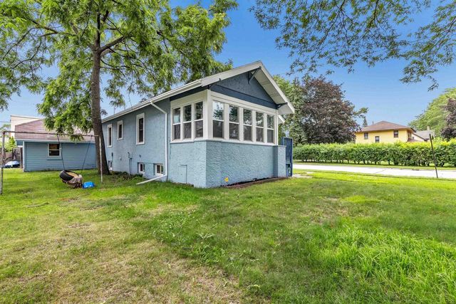 1465 CEDAR STREET, Green Bay, WI 54302