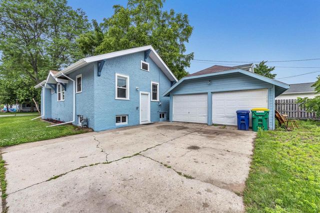 1465 CEDAR STREET, Green Bay, WI 54302