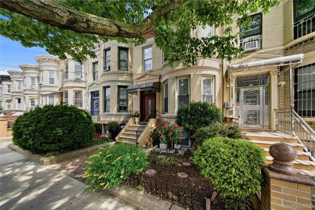 963 70th Street, Brooklyn, NY 11228