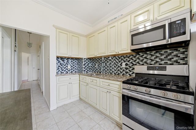 963 70th Street, Brooklyn, NY 11228