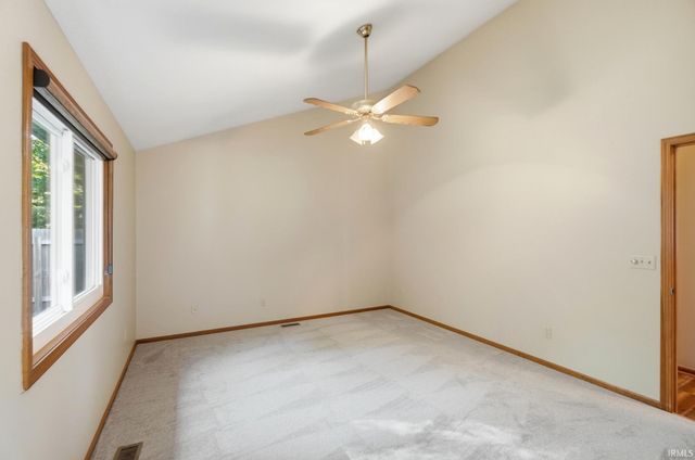 9615 Mariners Ridge Drive, Fort Wayne, IN 46819