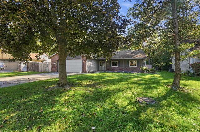 9615 Mariners Ridge Drive, Fort Wayne, IN 46819