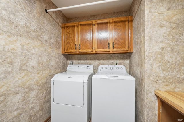 9615 Mariners Ridge Drive, Fort Wayne, IN 46819