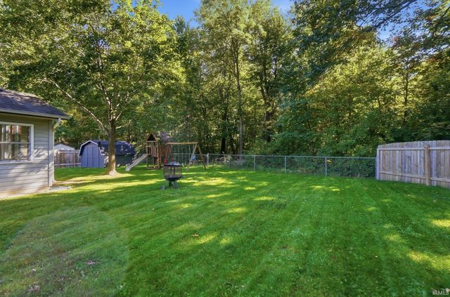 9615 Mariners Ridge Drive, Fort Wayne, IN 46819