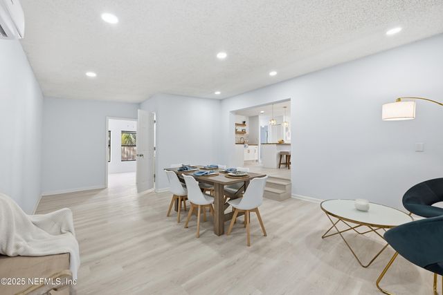 8628 BLARNEY STONE Court, Jacksonville, FL 32216