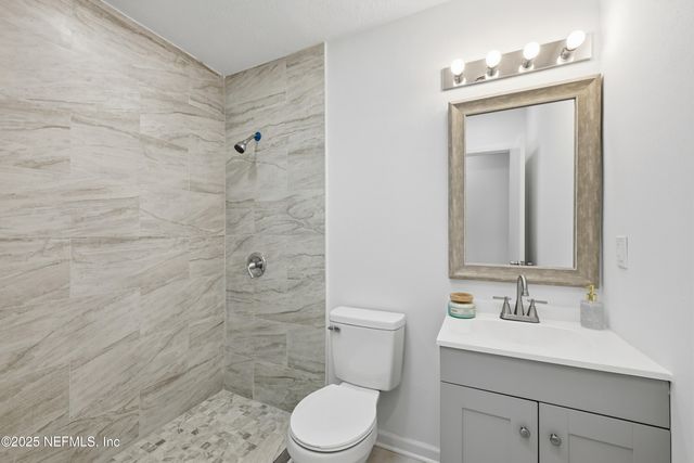 8628 BLARNEY STONE Court, Jacksonville, FL 32216