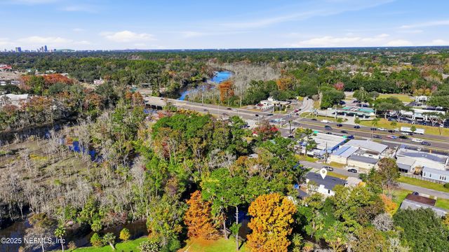 8628 BLARNEY STONE Court, Jacksonville, FL 32216