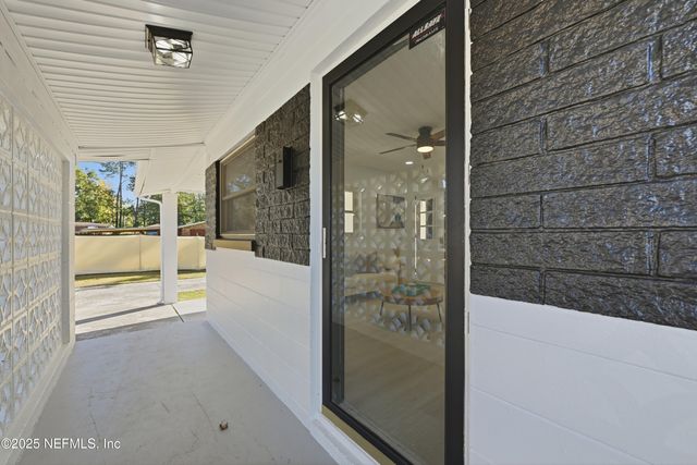 8628 BLARNEY STONE Court, Jacksonville, FL 32216