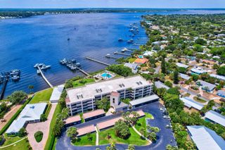 625 NW North River Drive 306, Stuart, FL 34994