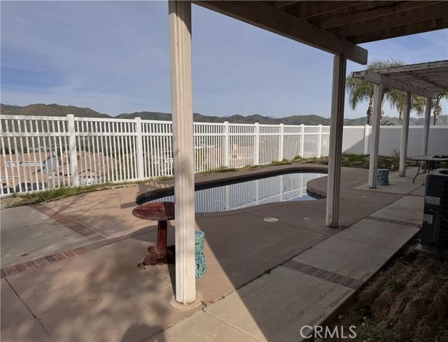 13698 Buckskin Trail Drive, Corona, CA 92883